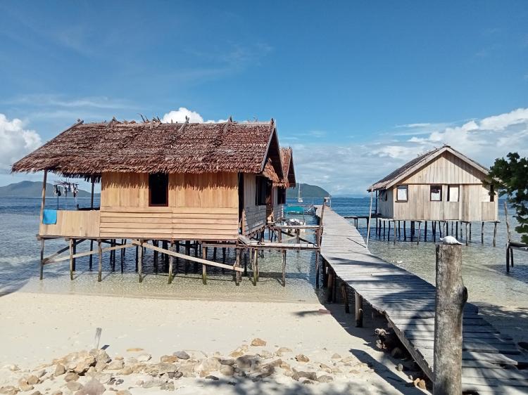 Volunteers Beach Bungalow